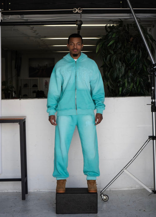 ANGEL BLUE SWEATSUIT